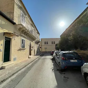Casa Crispi Noto