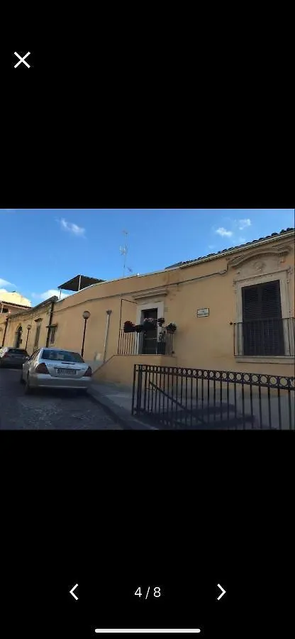 La Finestra Su Noto Hotel Guest house