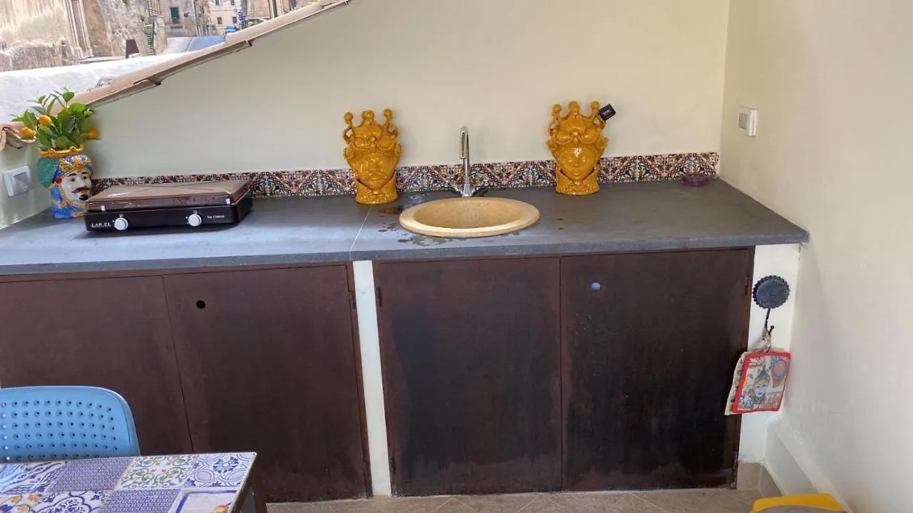 Guest house La Finestra Su Noto Hotel Italy